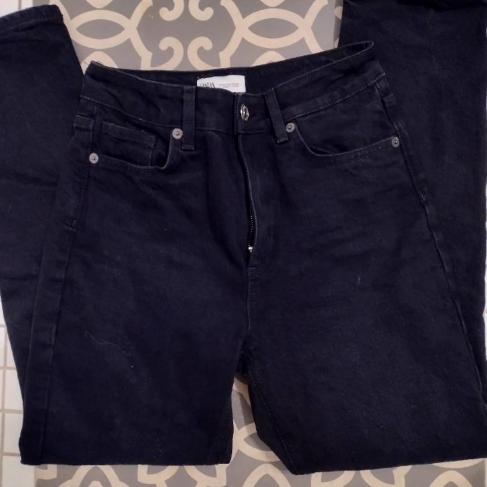 ZARA Black Ankle jeans size 4